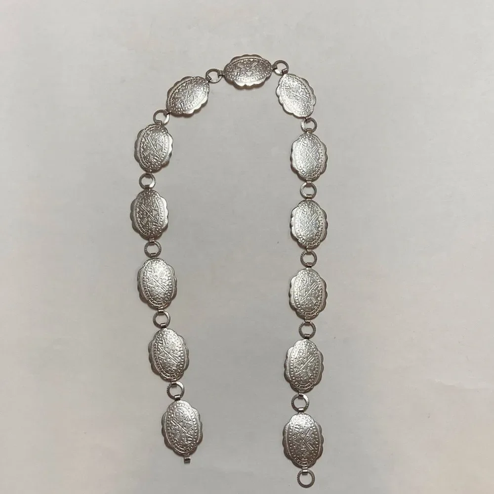 VTG,Textured Silver Tone Concho Belt